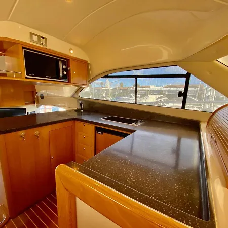 Botel Plusdream